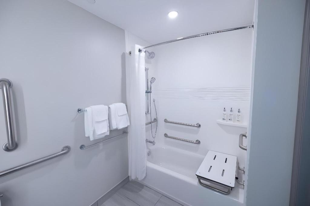 Express By Ihg Hotel Frackville