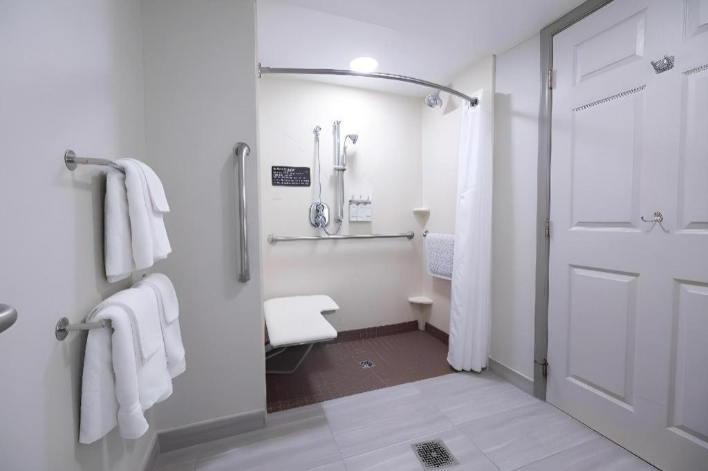 Express By Ihg Frackville