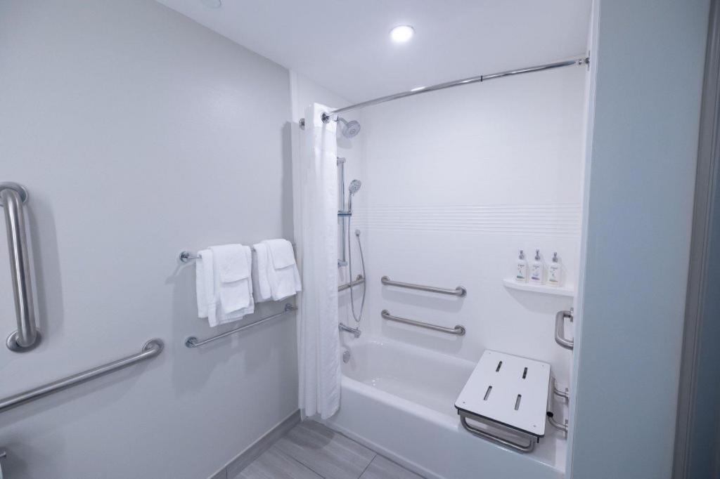 Express By Ihg Hotel Frackville
