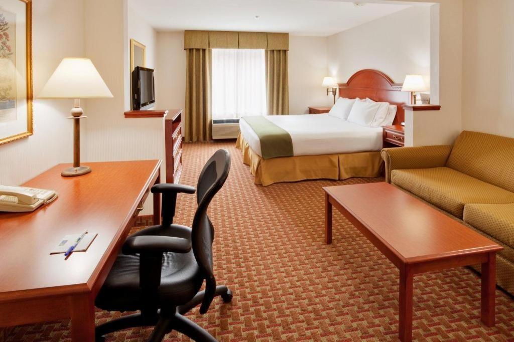 Express By Ihg 2*