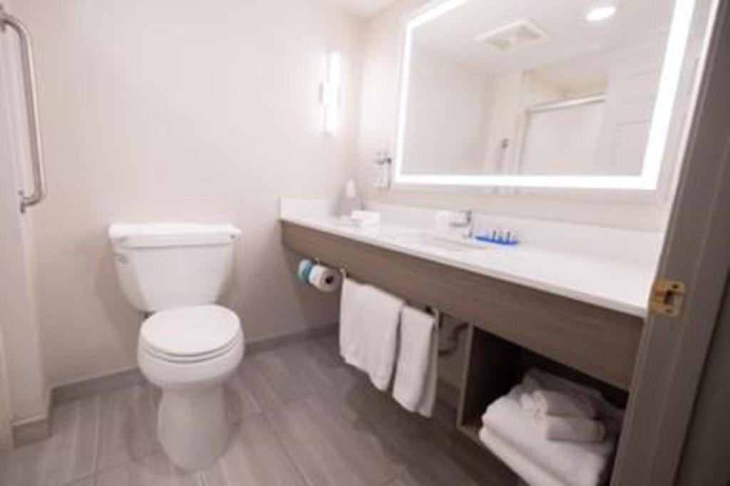 Express By Ihg 2*