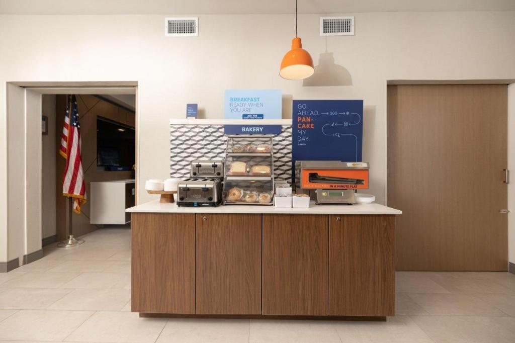 Express By Ihg Hotel Frackville